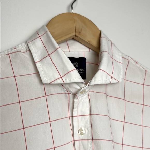 Scotch & Soda White and Red Casual Button Down Shirt - Picture 4 of 14